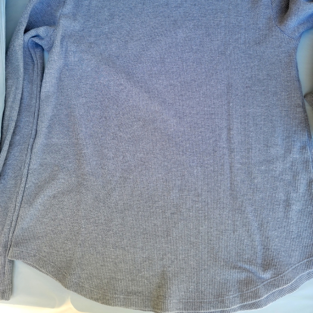 Pink Top - Picture 2 of 3